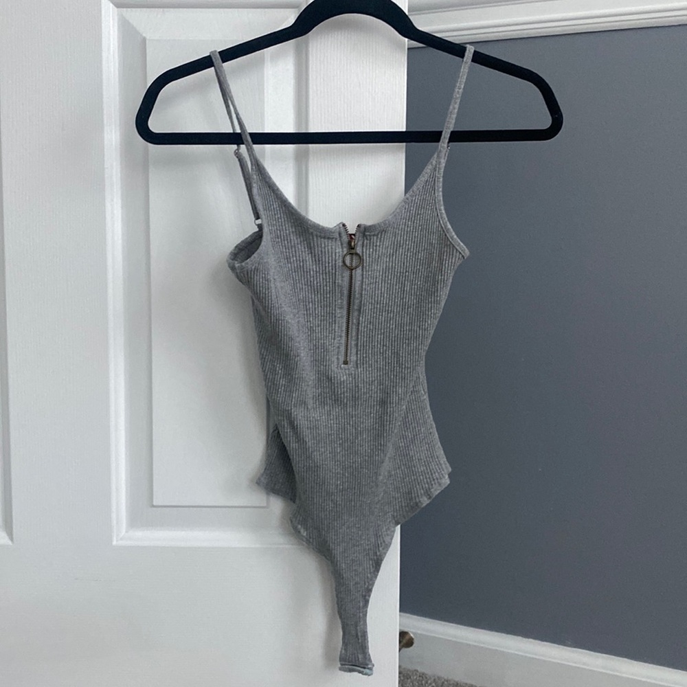 BKE red zipper bodysuit
